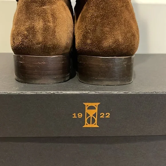 Frye Boots Brown Suede 6M EUC - Picture 6 of 8